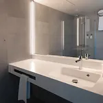 Szálloda Mandal Hotel 4*