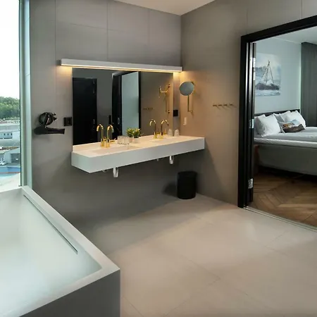 Mandal Hotel 4* Mandal